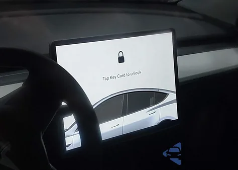 2025 Tesla Model Y Long Range Dual Motor All-Wheel Drive from USA, damaged, VIN 7SAYGAEE6SF265117